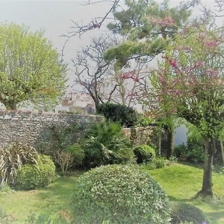 House Grande Maison Type 6 Centre Ville 펜션